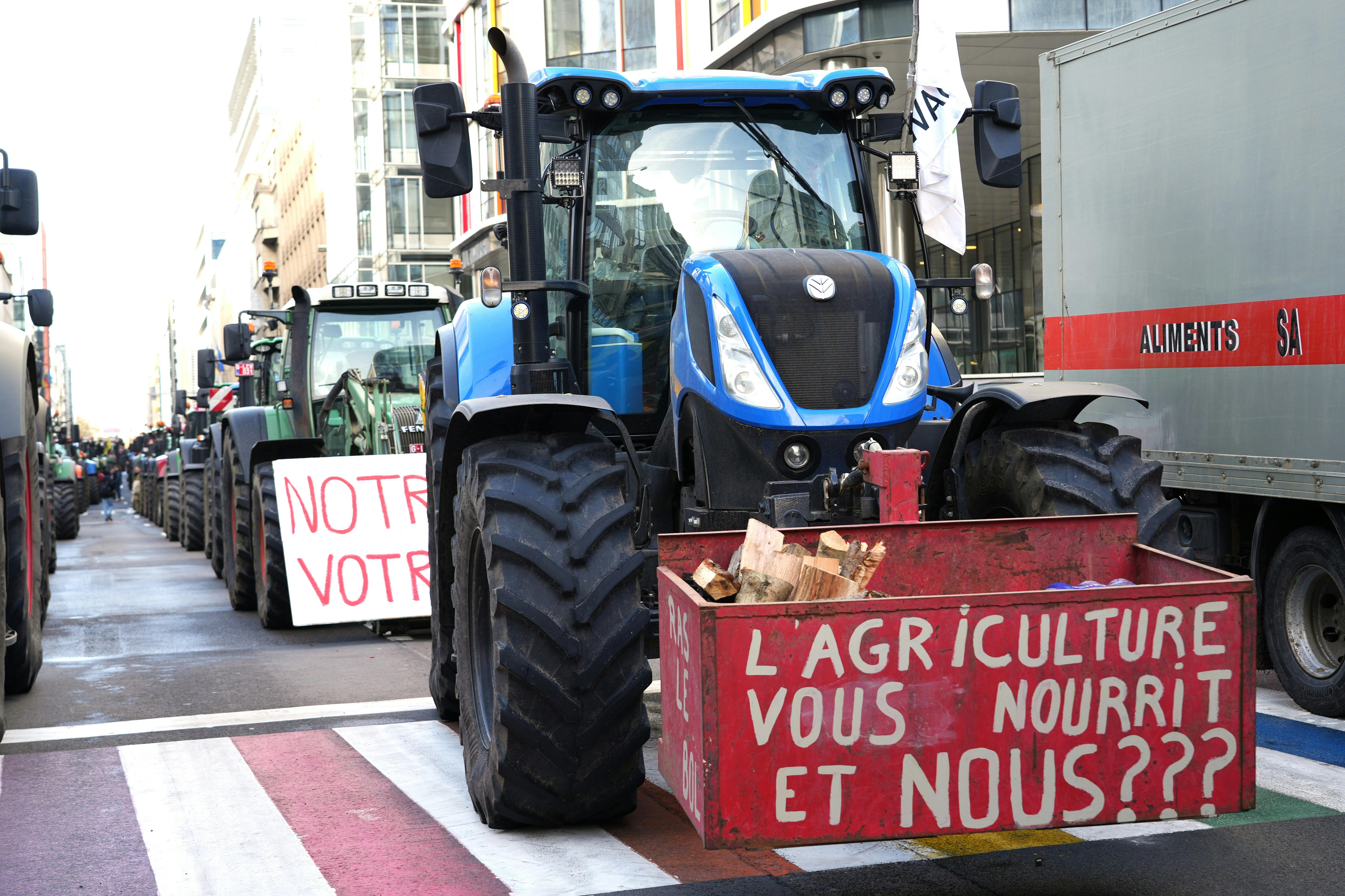 France Faces Holiday Disruptions As Farmers Weigh Christmas Truce