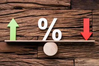 The Impact of Interest Rates on Business Loans: What to Expect in 2025?