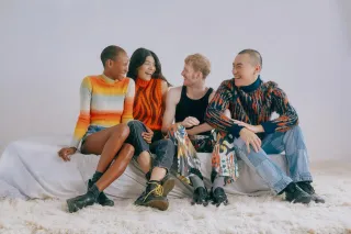 Finding Support and Inspiration in Online Communities