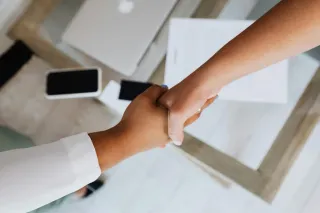 The Power of Follow-Up: Strategies to Convert Leads into Loyal Clients