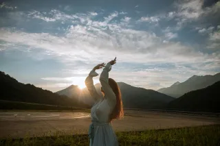 Balancing Feminine Energy in Business: 5 Strategies for Inclusive Growth