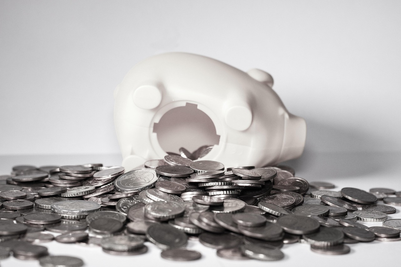 Beyond the Piggy Bank: Teaching Children and Teens to Save with Purpose