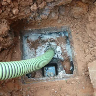 Comment se passe l’enlèvement d’une cuve à fioul enterrée ? Étapes et précautions