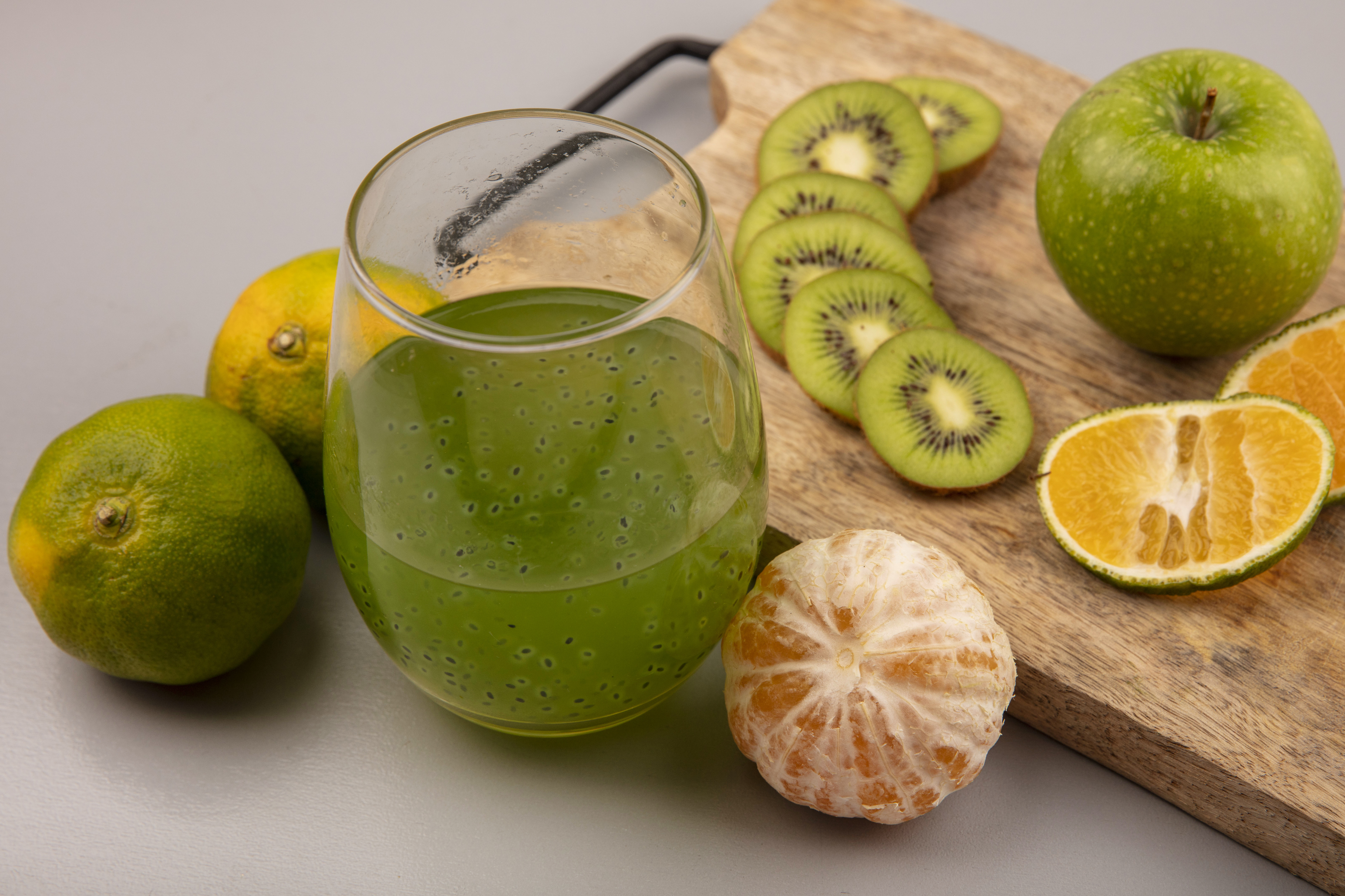 Juice Cleanse Benefits and What You Need to Know Before You Start🍹