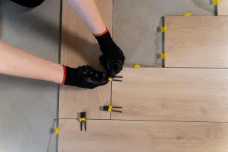 How to Hire the Right General Contractor – Red Flags & Must-Have Qualities