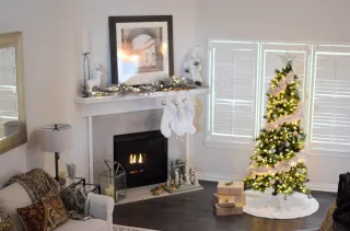 Selling during the holidays: 15 tips for decorating a listed home