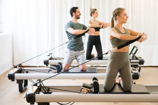 Reformer Pilates Emmeloord: Ontdek de kracht van IGOFLOW