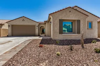 FHA Financing: Who Can Use It and How to Qualify