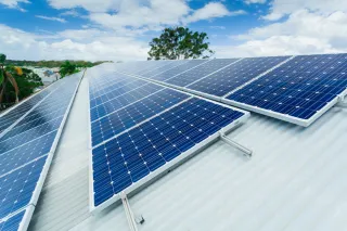Solar Energy Vs. Traditional Power: the Ultimate Comparison
