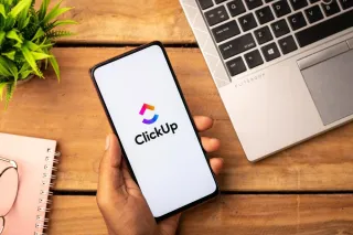 AI Tool Review Series: Streamlining Small Business Operations with ClickUp