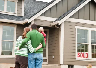 The Ultimate Guide to Purchasing Your First Home