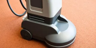 Choosing the Right Commercial Carpet Cleaner for Your Business Needs