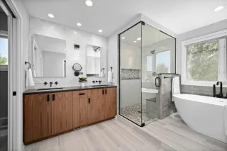 How much does it cost to hire a remodeling contractor?