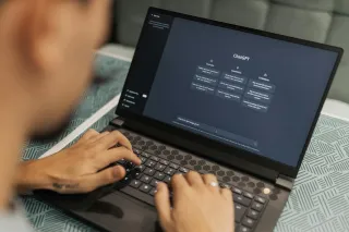 Which AI is Best for Small Business Owners in 2025? Simple Guide to Top Tools