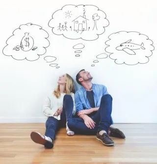 Love & Money: Your Guide to Financial Harmony This Valentine’s Day