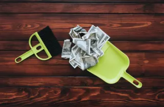 Spring Financial Cleaning to Freshen Up your Finances for a Brighter Future