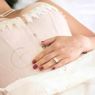 Bridal Boudoir Photography: The Ultimate Wedding Gift for Yourself (and Your Partner)