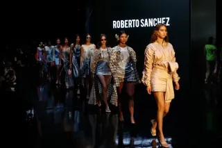 Renace el glamour de Acapulco: Colección 'Acapulco en el sueño' deslumbra en Intermoda Guadalajara 2024