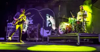 Death From Above 1979 Regresa a México: Celebración Épica de 20 Años de Carrera