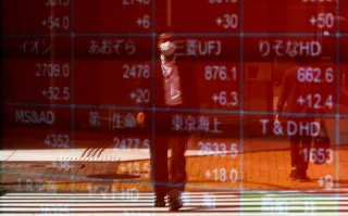 Japón calma los mercados financieros globales; el peso mexicano se recupera