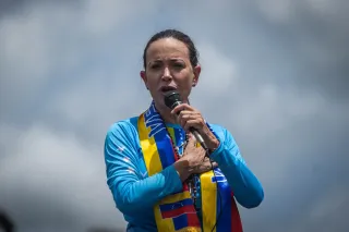 Crisis en Venezuela: Machado declara que Maduro solo tiene respaldo de la cúpula militar