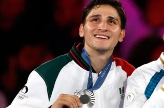 Marco Verde: La Nueva Estrella del Boxeo Mexicano Brilla con Plata en París 2024