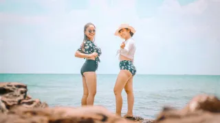 The Ultimate Summer Wardrobe: Must-Have Pieces for Hot Days