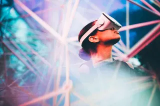 How Virtual Reality is Transforming Business: A Guide to Innovation