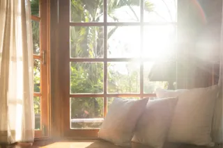 Let Your Light Shine Online | Faith-Based Business Encouragement