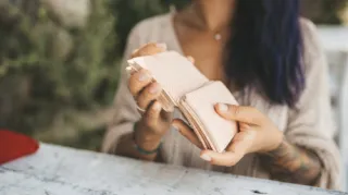 What Happens During a Tarot Reading Session?