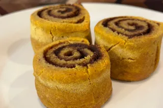 Paleo Cinnamon Rolls 
