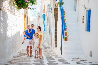 Discover the Enchanting Greek Islands