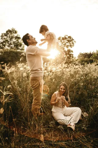 Breaking Free: Recognizing and Healing from Narcissistic Family Dynamics