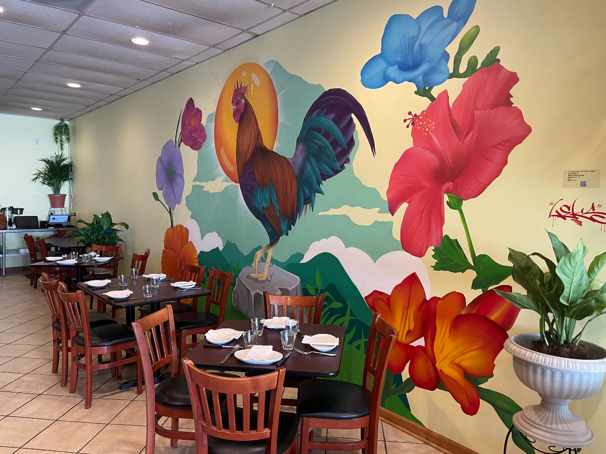 🍗 Flavors on Fire: Dell Rooster Is West Town’s Flavor King