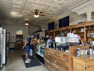 ☕ Bridgeport Coffee Company: Chicago’s Local Brew Legend with Heart and Flavor