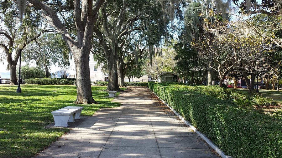 🏘️ Avondale Historic District — RevTek Rentals, Jacksonville, FL