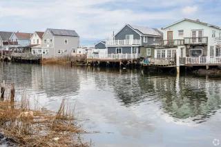 Howard Beach
