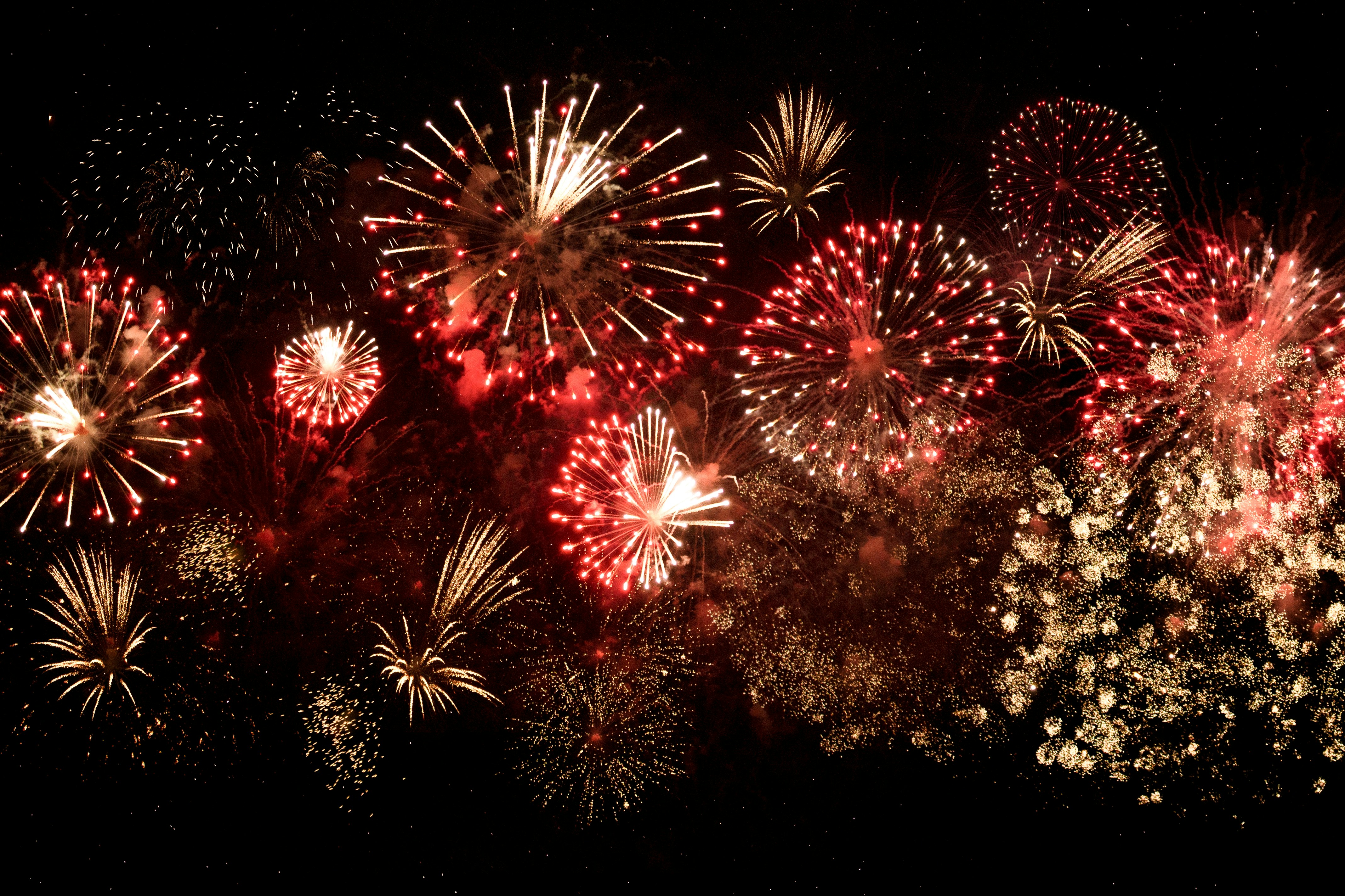 How to Plan Backyard Labor Day Fireworks in Kokomo, Indiana