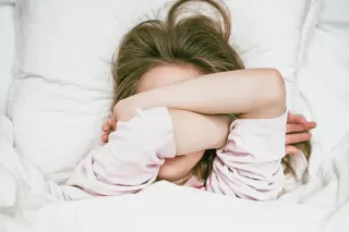 Was tun, wenn dein Kind den Umgang mit dem narzisstischen Vater verweigert?