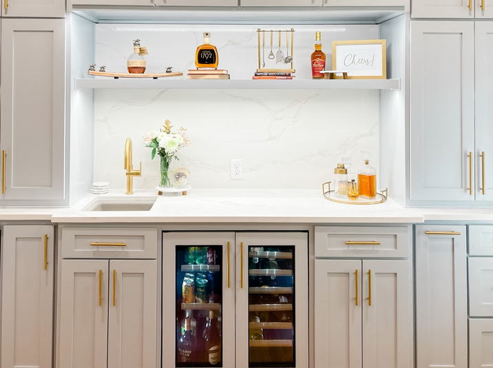 Choosing Paint Colors to Enhance Your Home’s Architecture