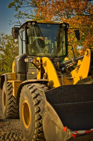 Unlicensed Grading Companies Near Gibson County, TN | Know the Risks