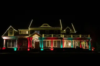 The Hidden Costs of DIY Holiday Lighting (and Why Indiana Families Are Switching to Blue Duck)