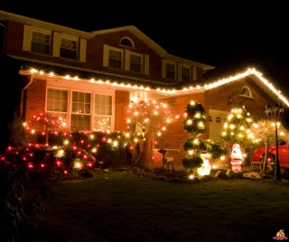 Outdoor Christmas Lighting Ideas That Wow the Neighborhood