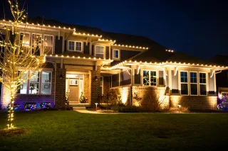 Best Outdoor Christmas Lights Installation Services in Indianapolis