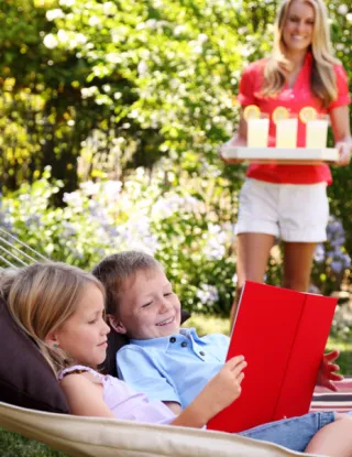 How to Create a Backyard Reading Nook Your Kids Will Actually Use