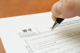 Cómo Llenar Fácilmente el Formulario W-9 de Su Empresa