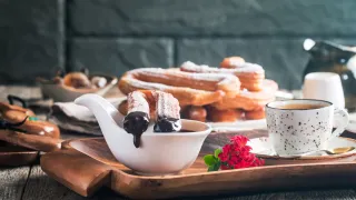 Churro and Coffee Specials Arleta CA:The Ultimate Flavor Experience at Churro Hub Cafe