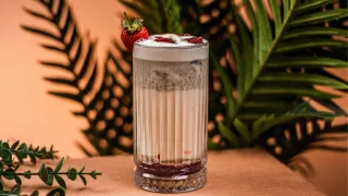 Indulge in the Best Specialty Candy Bar Shakes Van Nuys CA: Satisfy Your Sweet Cravings with Every Sip!