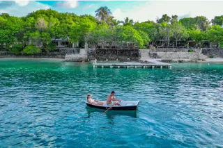 Explora la naturaleza de las Islas del Rosario desde PA'UE Beach Lounge