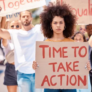 To Post or Not to Post? A Brand Leader’s Decision Matrix